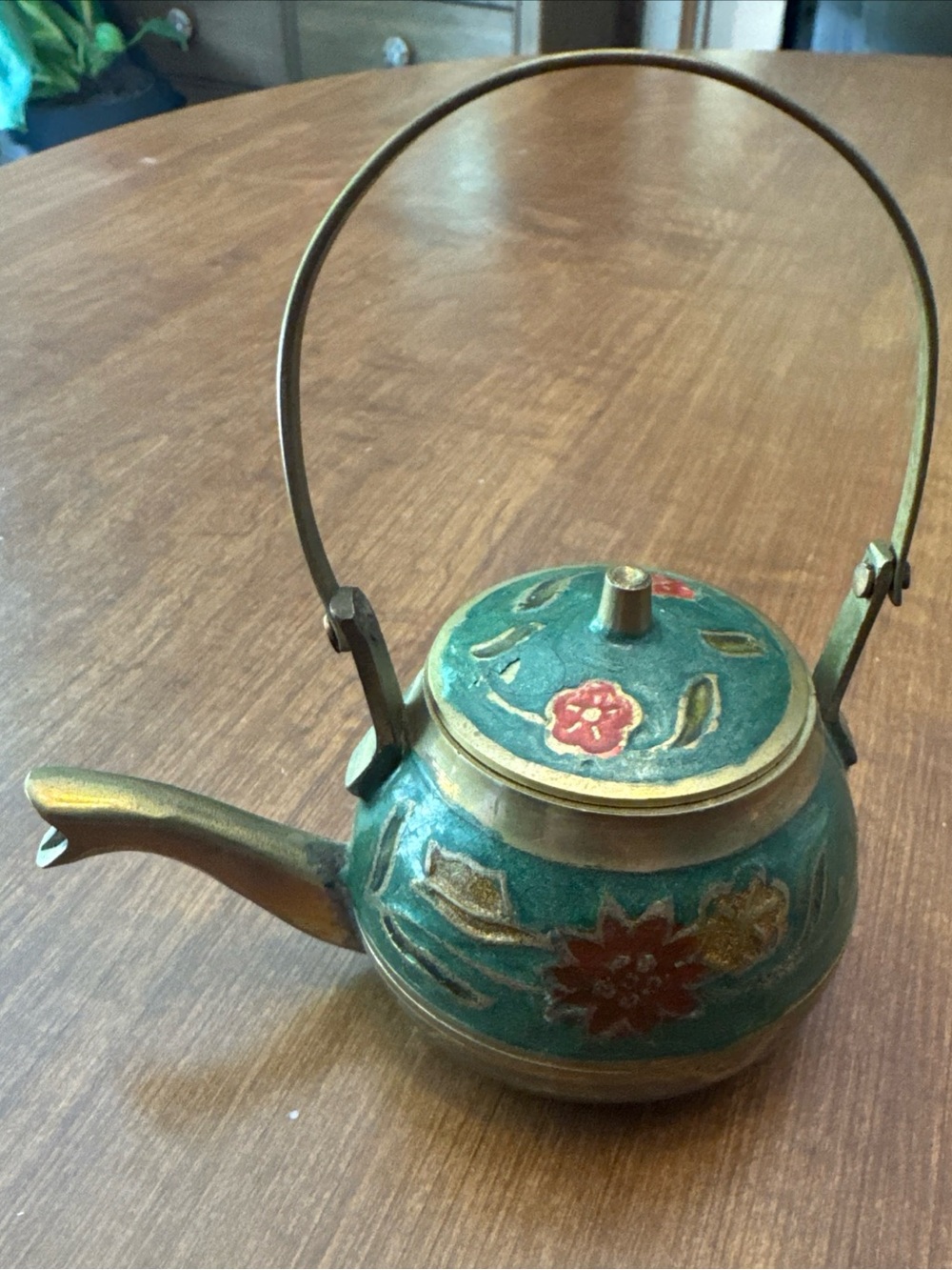 Antique-Style Floral Enamel cloisonné Teapot With Brass Handle